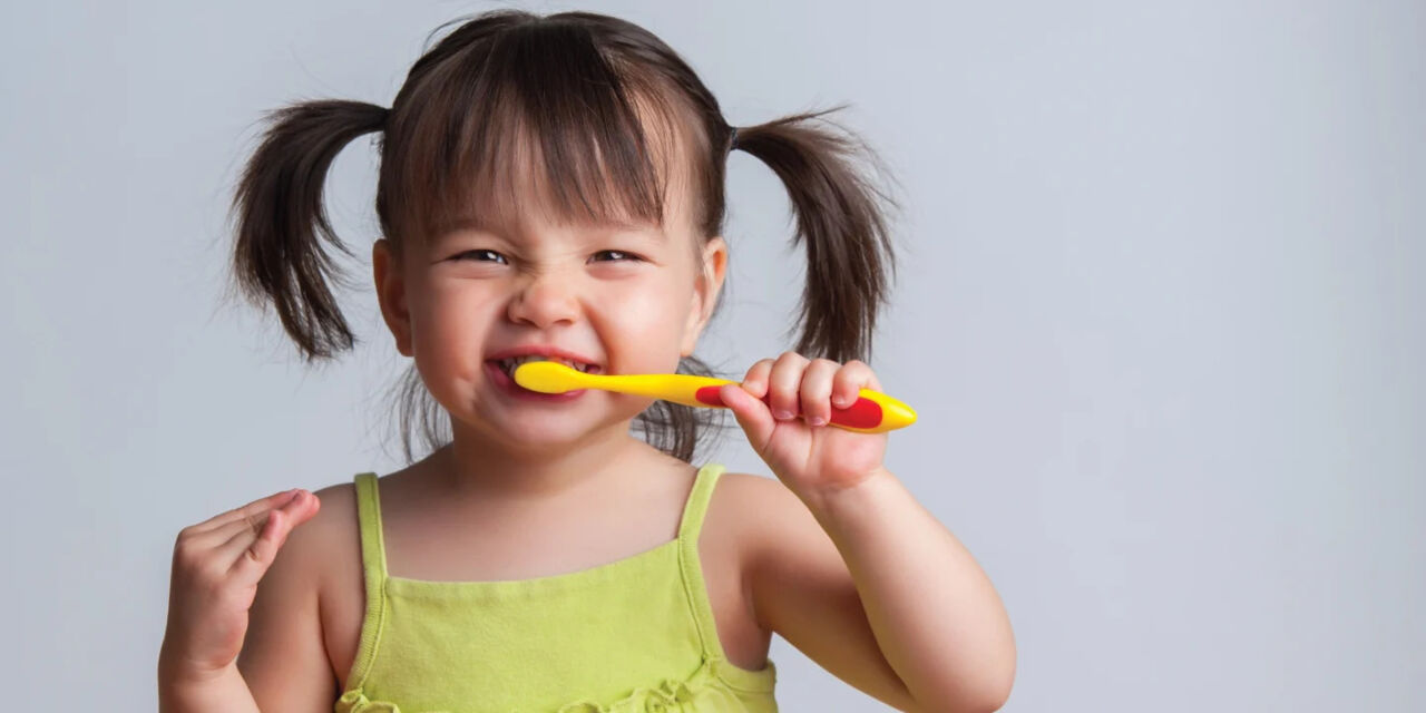 child_brushing.jpg