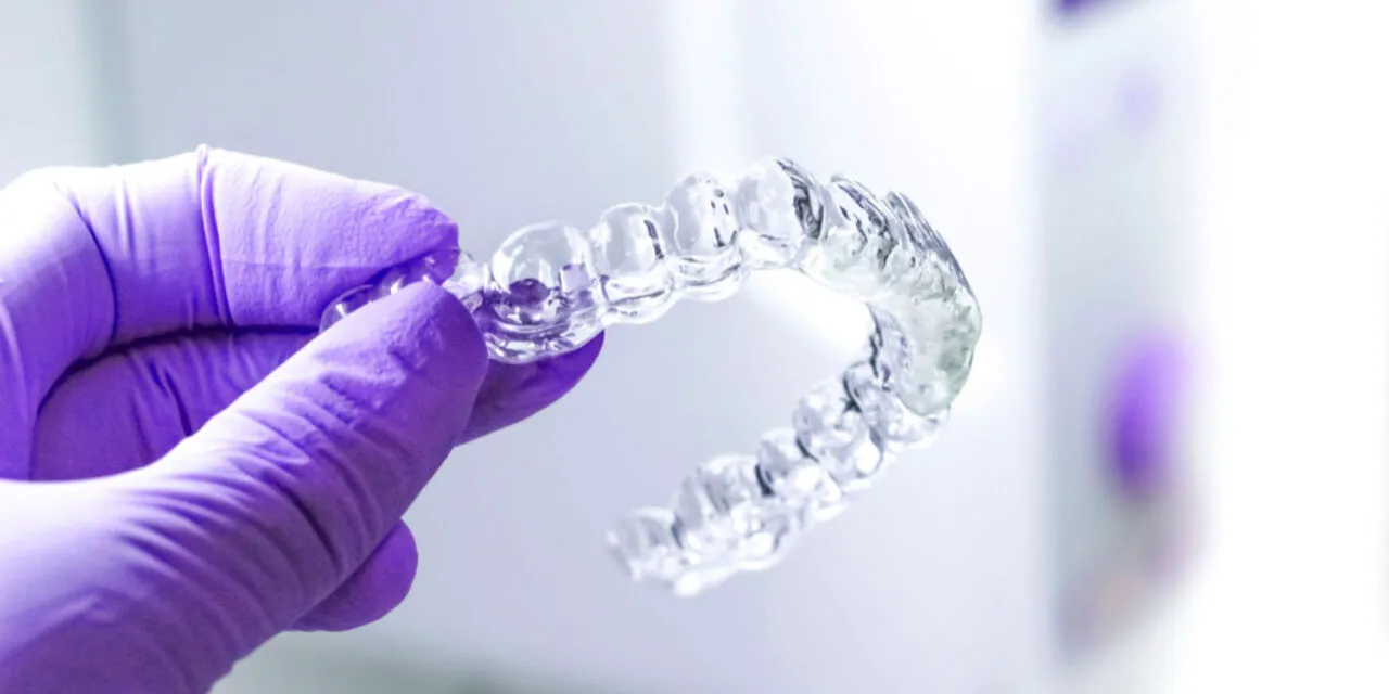 clear-aligner-patient-tips Young Innovations